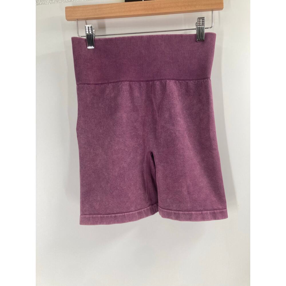 Sissycos Seamless Compression Biker Active Shorts Women  M/L NEW Daybreak Purple